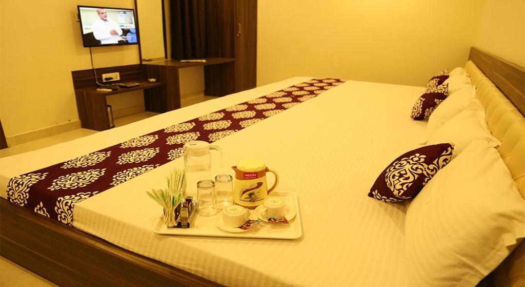 Kingsway Hotel And Restaurant Ajmer Dargah 350 Meter Bagian luar foto