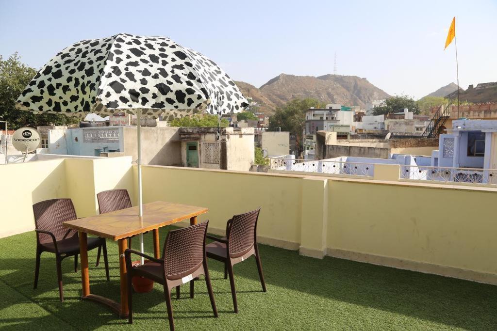 Kingsway Hotel And Restaurant Ajmer Dargah 350 Meter Bagian luar foto